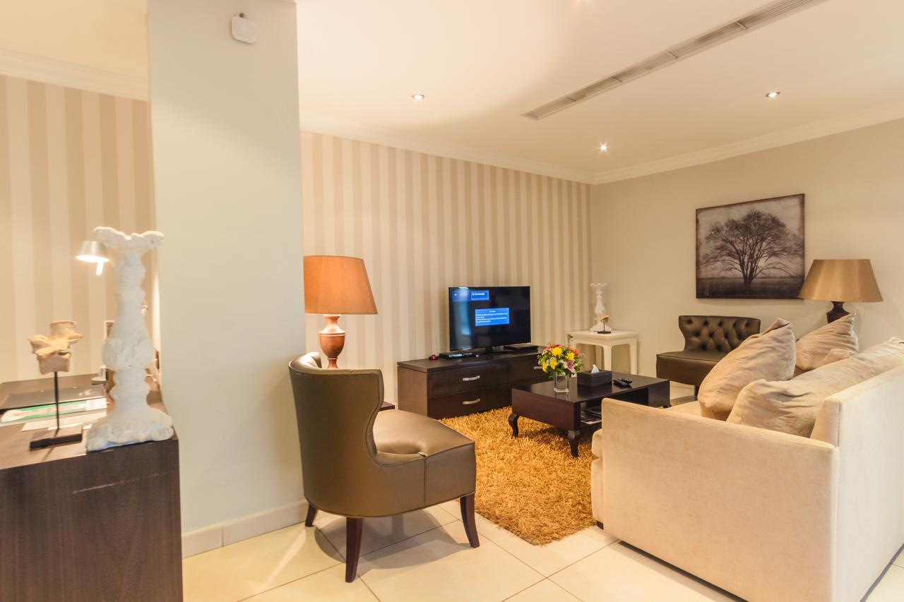 L'Eola Suites アブジャ エクステリア 写真